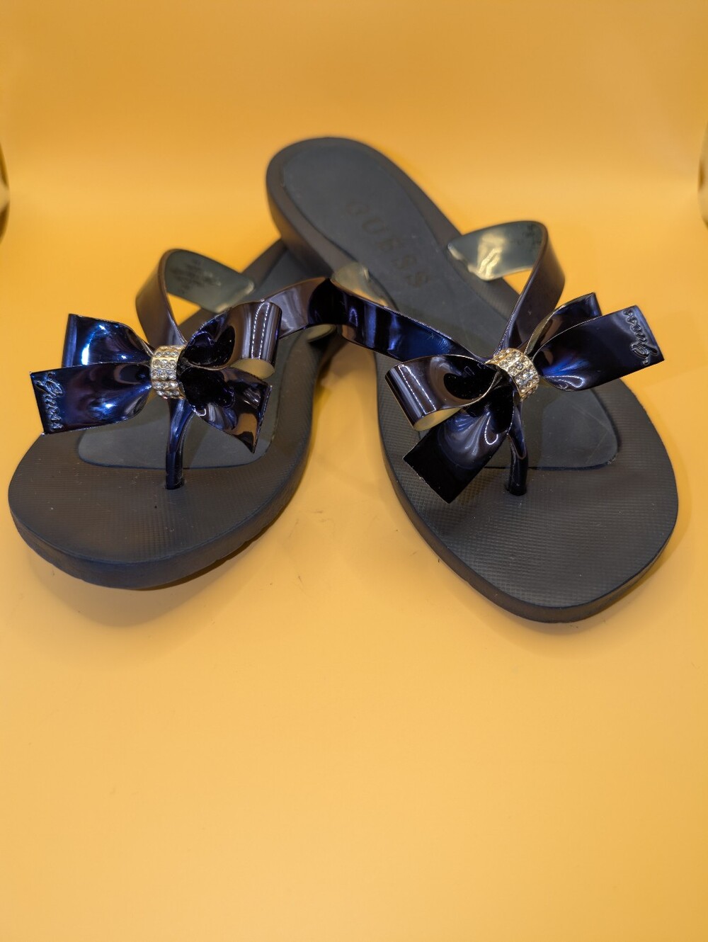 Guess Navy Bow-Rhinestone Accent Women's Flip Flop Sandals 8